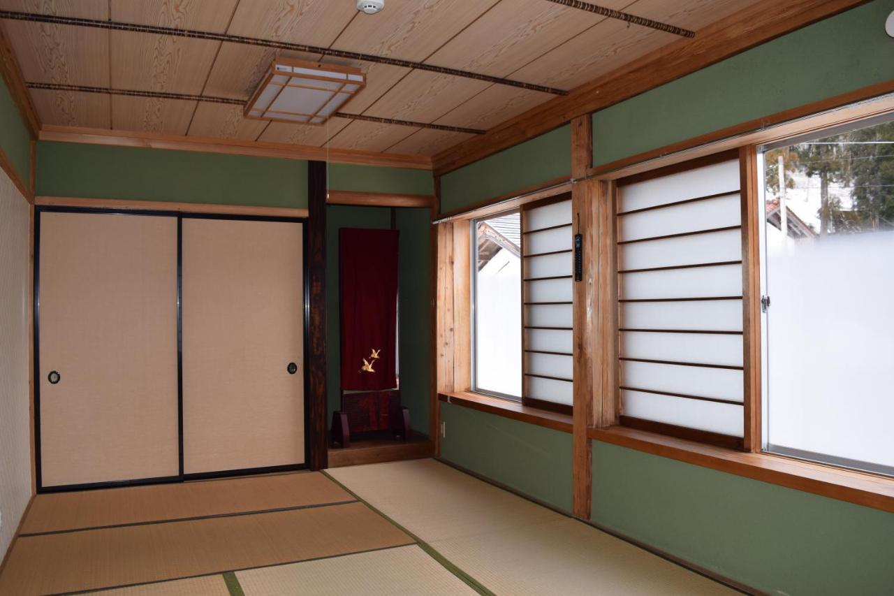ホテル Gokayama Base 南砺市 エクステリア 写真